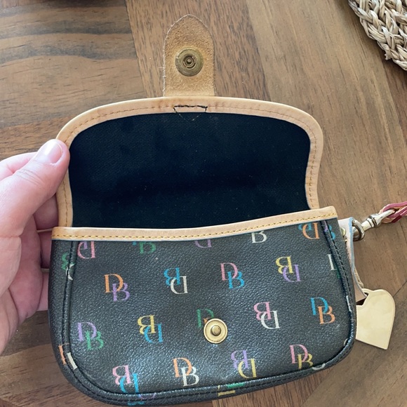 Dooney & Bourke Wristlet - Picture 6 of 8